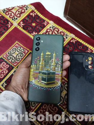 Samsung galaxy m13